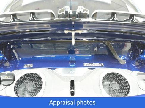 Certified 2025 Porsche 911 Carrera T RWD image 38