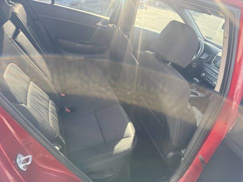 Used 2021 Kia Sportage LX image 16