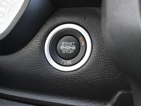 Used 2022 RAM 5500 Tradesman w/ Chrome Appearance Group image 18