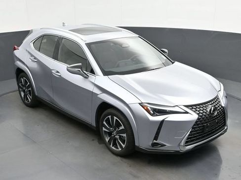 Used 2025 Lexus UX 300h AWD w/ Accessory Package (Z1) image 41