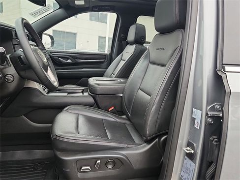 Certified 2023 GMC Yukon XL Denali image 13