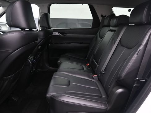 Certified 2024 Hyundai Palisade SEL FWD image 12