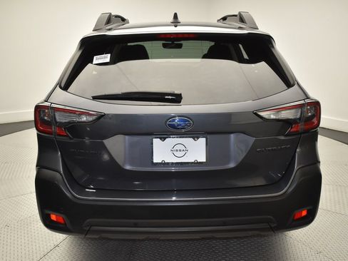 Used 2025 Subaru Outback Onyx Edition AWD/4WD image 6