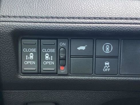 Used 2024 Honda Odyssey EX-L image 33