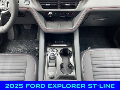 New 2025 Ford Explorer ST-Line w/ Premium Package image 11