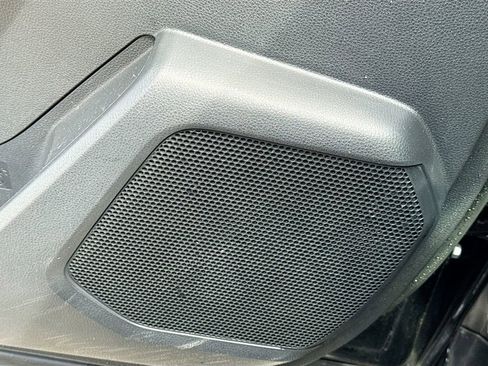 Used 2024 Toyota Highlander XLE AWD/4WD image 23