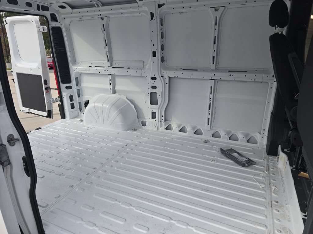 New 2026 RAM ProMaster 2500 w/ Convenience Group FWD image 11