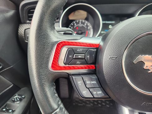 Used 2019 Ford Mustang Coupe RWD image 27