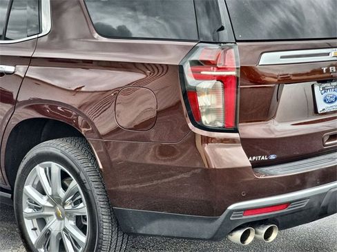 Used 2023 Chevrolet Tahoe High Country w/ LPO, Illumination Package image 14