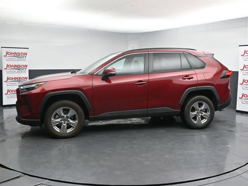 Used 2023 Toyota RAV4 XLE w/ Convenience Package FWD image 5