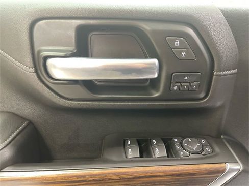 Used 2020 Chevrolet Silverado 2500 High Country w/ LPO, Dark Essentials Package image 13