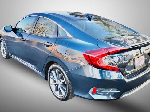 Used 2019 Honda Civic EX image 5