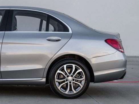 Used 2015 Mercedes-Benz C 300 4MATIC Sedan w/ Premium 1 Package image 10