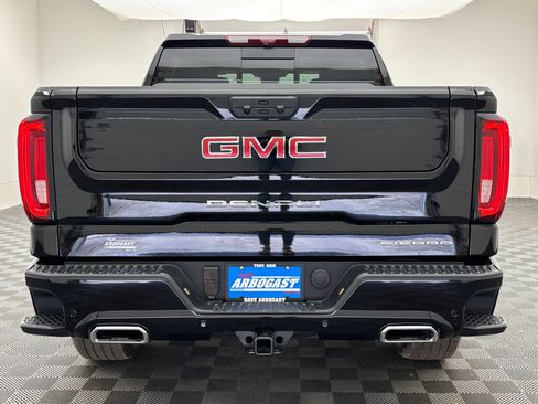 New 2026 GMC Sierra 1500 Denali AWD/4WD image 12
