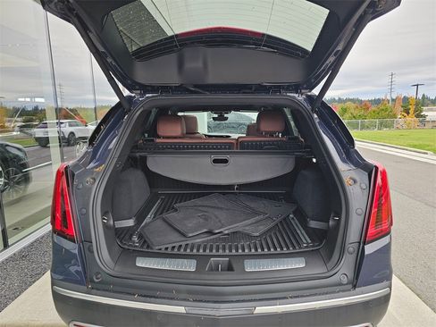 Certified 2025 Cadillac XT5 Premium Luxury w/ Technology Package image 16