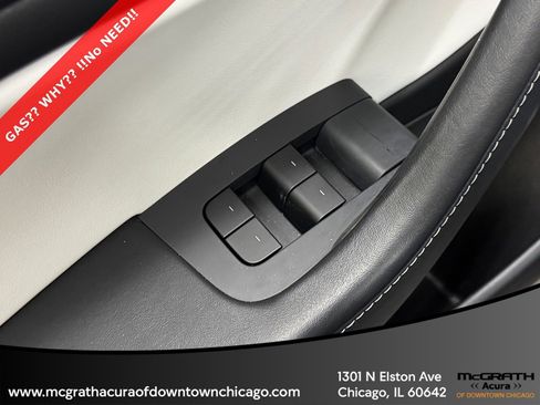 Used 2021 Tesla Model 3 Performance image 13