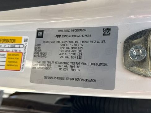 Used 2021 Chevrolet Suburban RST w/ Luxury Package image 30