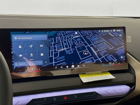 Used 2025 BMW X3 xDrive30i w/ Premium Package image 13