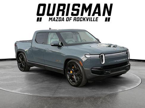 Used 2025 Rivian R1T Premium Tri AWD/4WD image 1