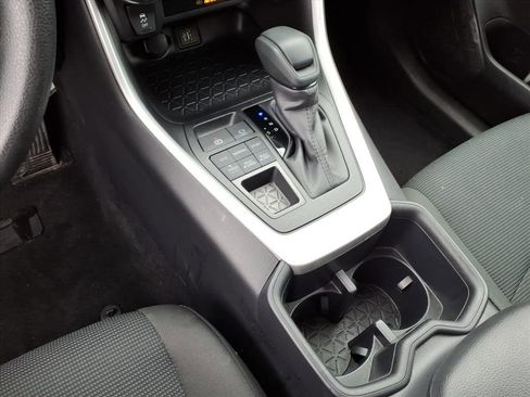 Used 2025 Toyota RAV4 LE image 25