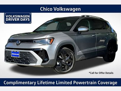 New 2025 Volkswagen Taos SE