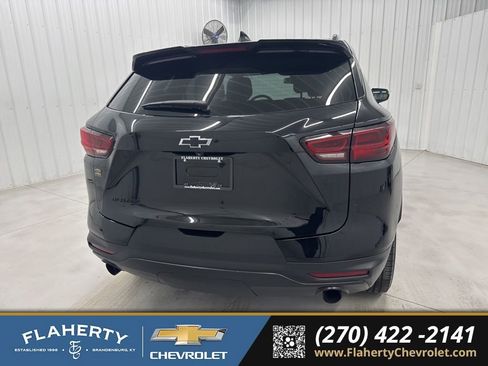 Used 2024 Chevrolet Blazer LT w/ LPO, Black Grille Bar Package image 4