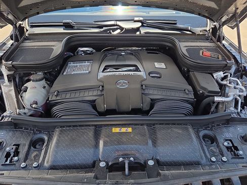 New 2026 Mercedes-Benz GLS 63 AMG 4MATIC image 10