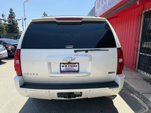 Used 2009 Chevrolet Tahoe LTZ AWD/4WD image 6