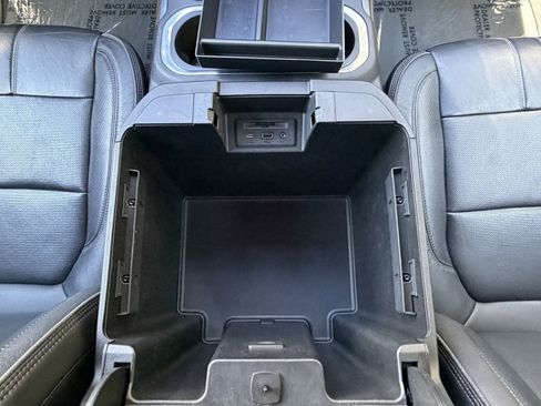 Used 2019 Chevrolet Silverado 1500 High Country w/ Technology Package image 27