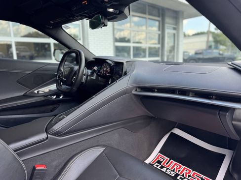 Used 2021 Chevrolet Corvette Stingray Coupe w/ Z51 Performance Package RWD image 35