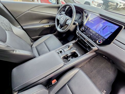 Used 2024 Lexus RX 350 Premium image 12
