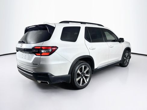 Certified 2023 Honda Pilot Elite image 34