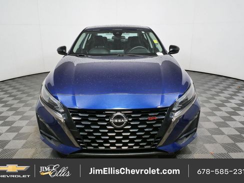 Used 2024 Nissan Altima 2.5 SR FWD image 30