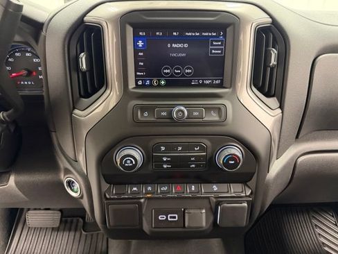 Certified 2025 Chevrolet Silverado 1500 Custom Trail Boss AWD/4WD image 11