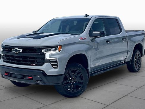 Used 2024 Chevrolet Silverado 1500 LT Trail Boss w/ Protection Package AWD/4WD image 2