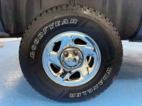 Used 1998 Dodge Ram 1500 Truck 4x4 Regular Cab image 48