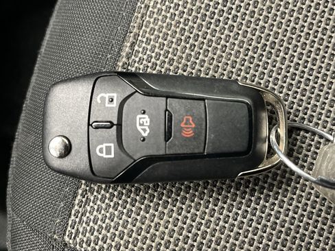 Used 2020 Ford Transit Connect XL image 19