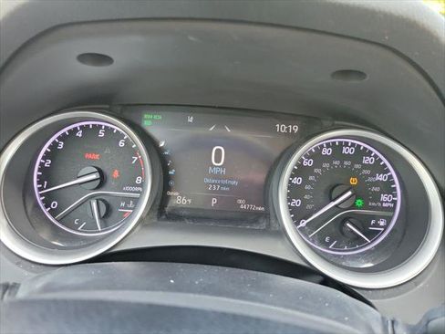 Certified 2021 Toyota Camry XLE FWD image 22
