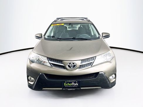 Used 2013 Toyota RAV4 XLE image 2