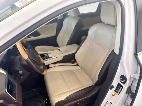 Used 2019 Lexus RX 350 AWD w/ Navigation Package image 11