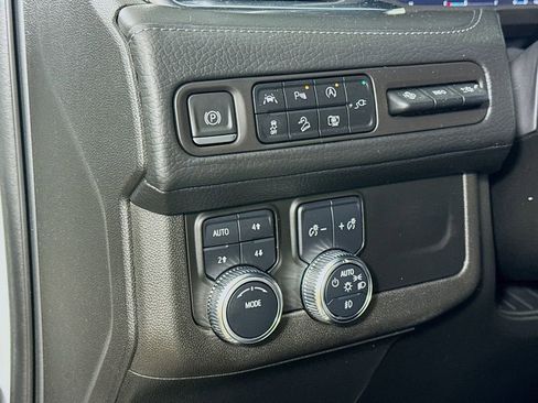 Used 2022 GMC Yukon Denali image 10