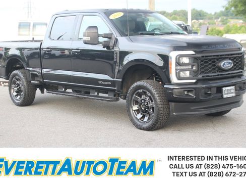 Used 2023 Ford F250 Lariat w/ Sport Appearance Package AWD/4WD image 1