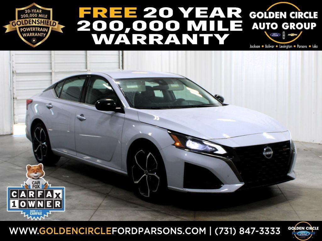 Used 2024 Nissan Altima 2.5 SR FWD image 1
