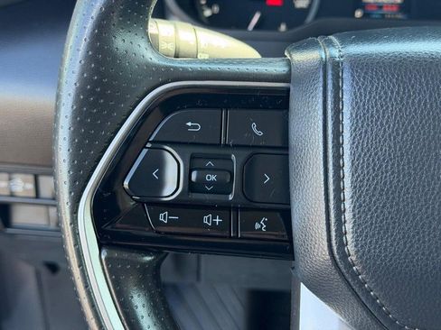 Certified 2022 Toyota Tundra SR5 w/ SR5 Convenience Package AWD/4WD image 19