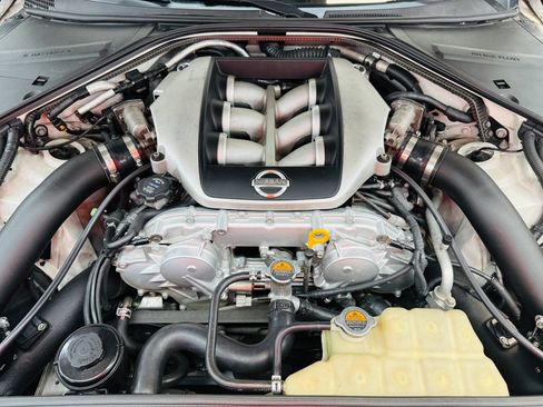 Used 2013 Nissan GT-R Premium AWD/4WD image 40
