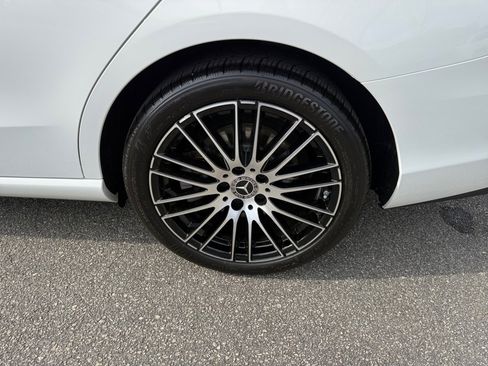 Used 2024 Mercedes-Benz C 300 4MATIC Sedan image 26