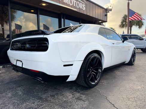 Used 2020 Dodge Challenger R/T Scat Pack RWD image 12