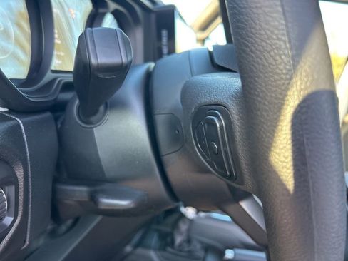 New 2026 Jeep Gladiator Sport AWD/4WD image 35