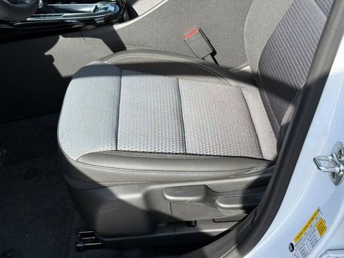 Used 2025 Chevrolet Trax LT w/ Driver Confidence Package image 16