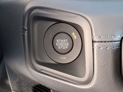 New 2026 Jeep Wrangler Unlimited Sahara AWD/4WD image 16